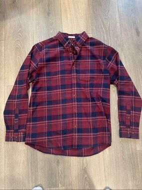Men's Burgundy Plaid Button-Down Shirt